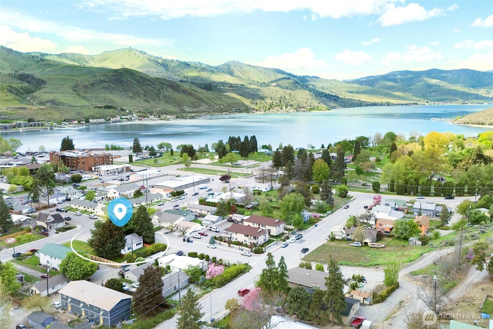 Chelan, WA 98816,230 W Gibson AVE