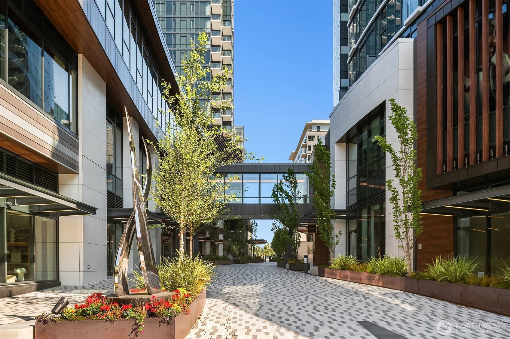 Bellevue, WA 98004,838 Avenue Square NE #1901