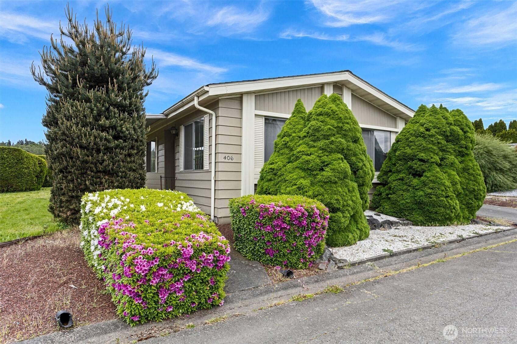 Auburn, WA 98002,1402 22nd ST NE #406