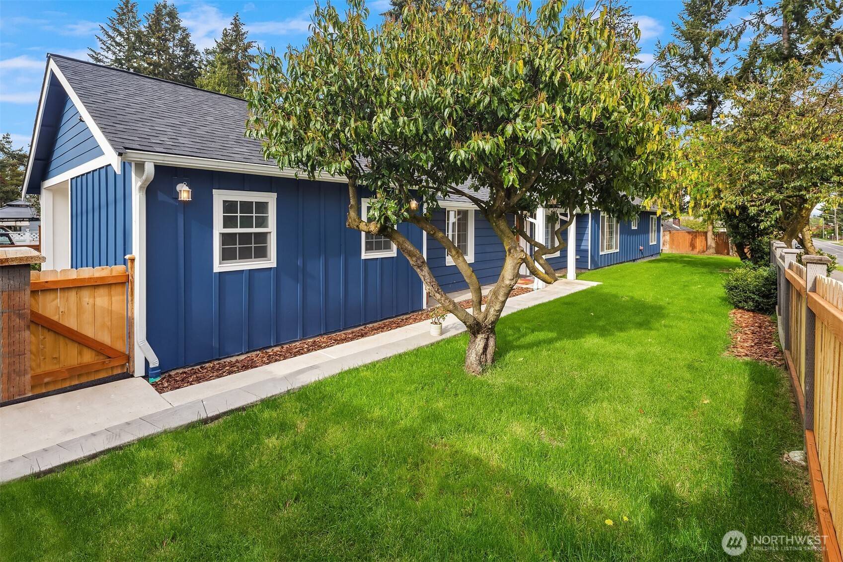 Mountlake Terrace, WA 98043,5507 220th ST SW