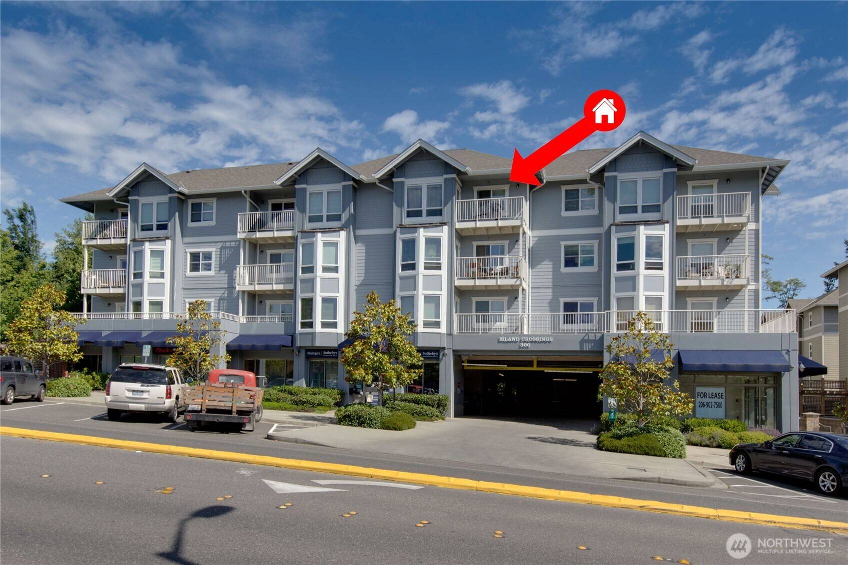 Bainbridge Island, WA 98110,300 High School RD NE #402