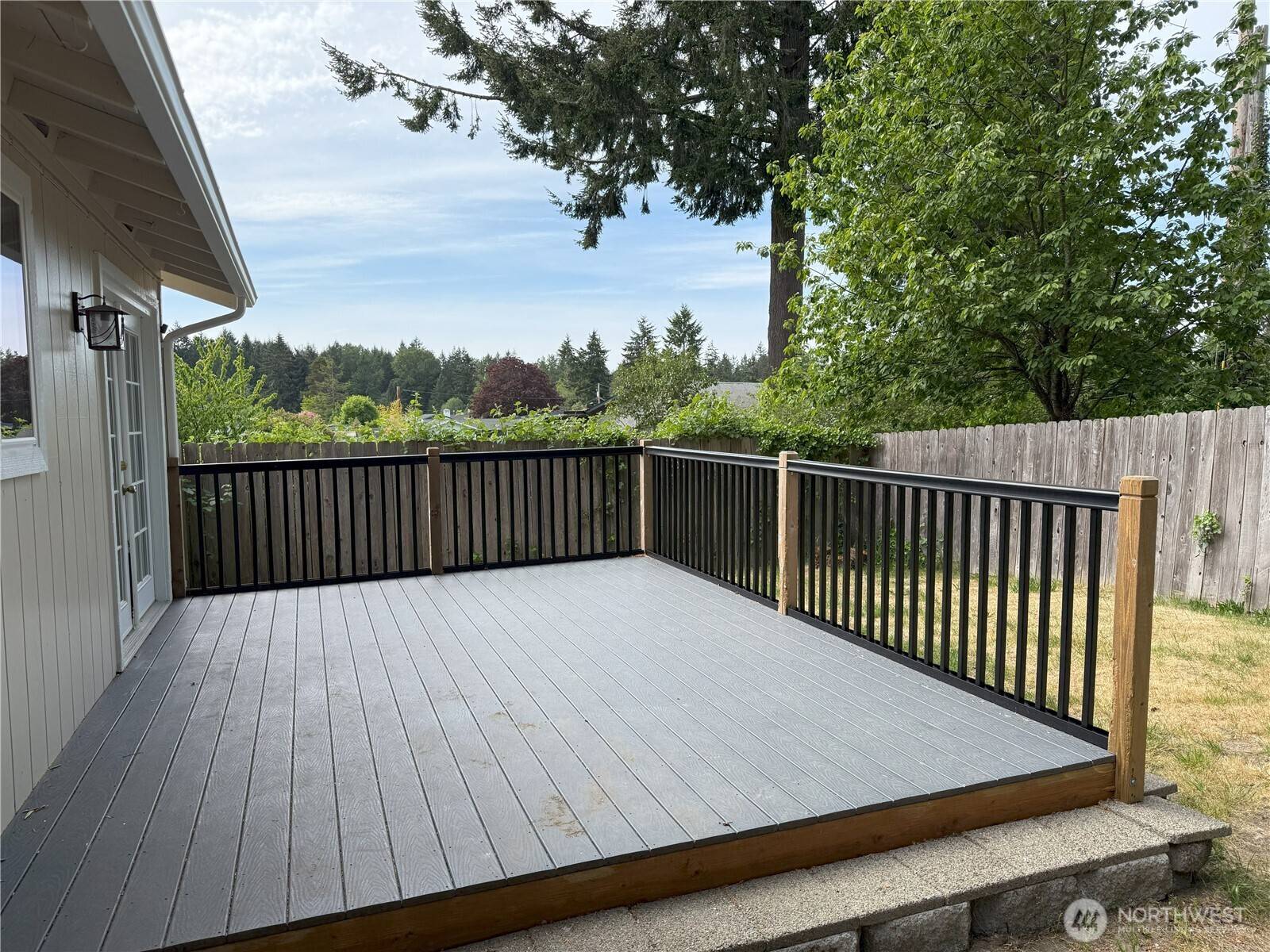 Steilacoom, WA 98388,2333 Oak DR