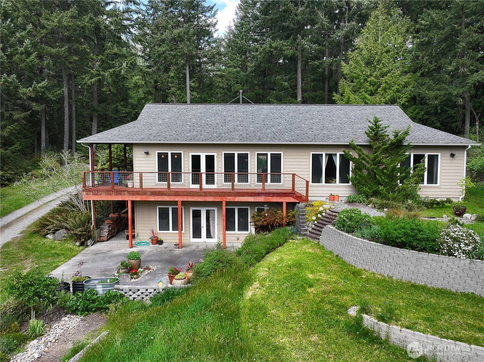 Clinton, WA 98236,7343 Holst RD
