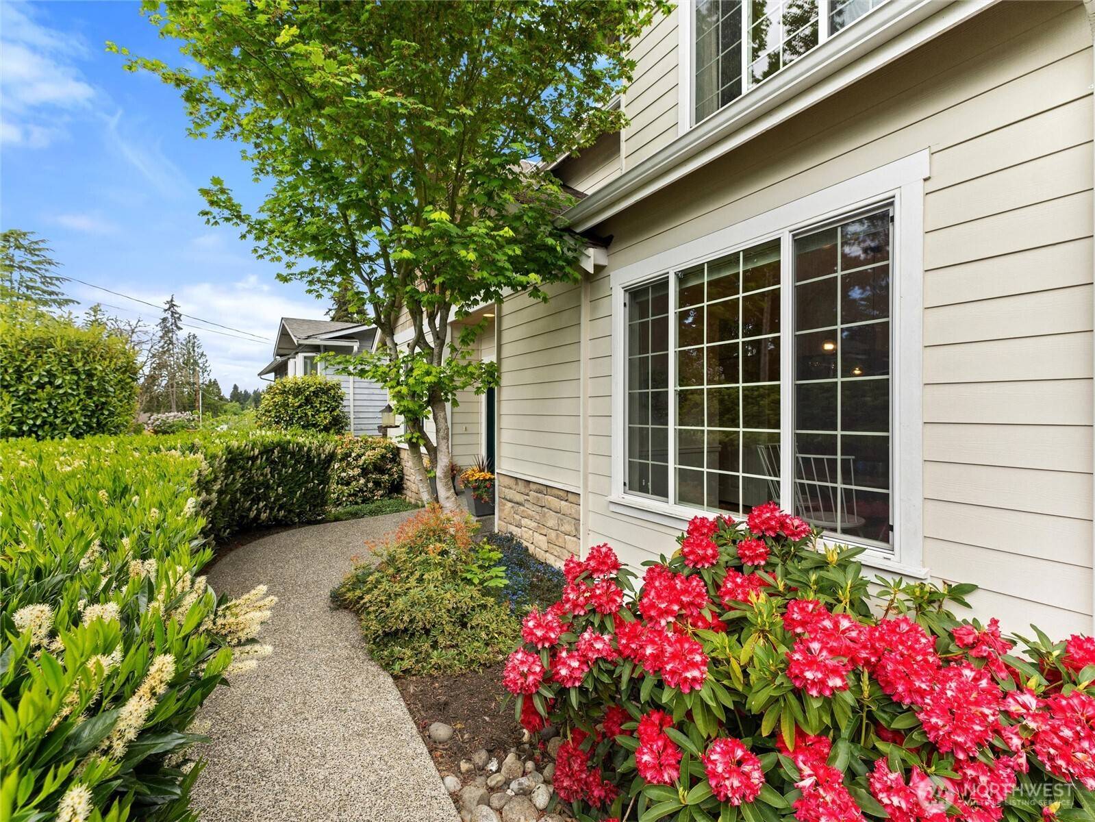 Edmonds, WA 98026,22431 82nd AVE W