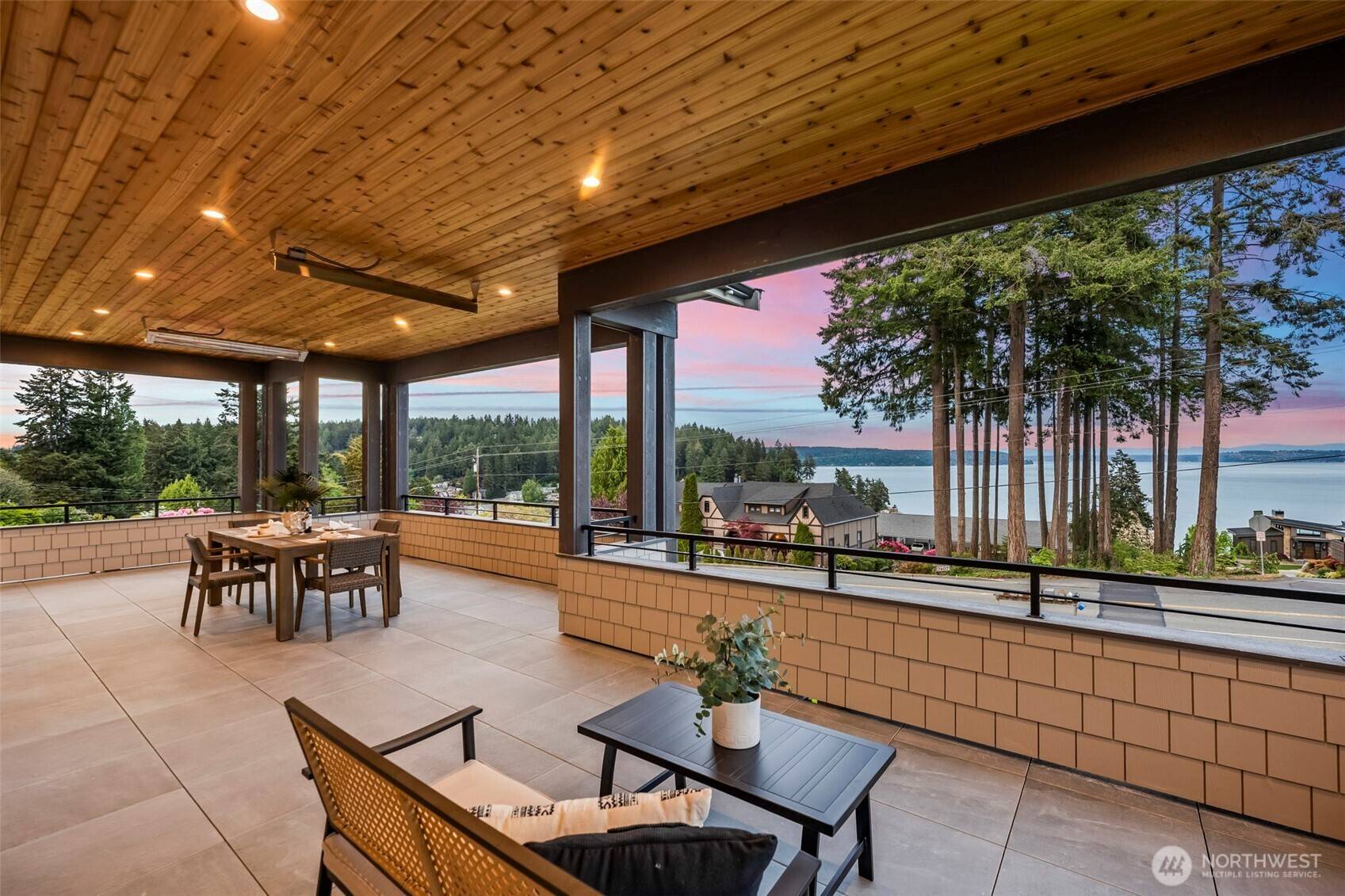 Gig Harbor, WA 98335,7402 Soundview DR