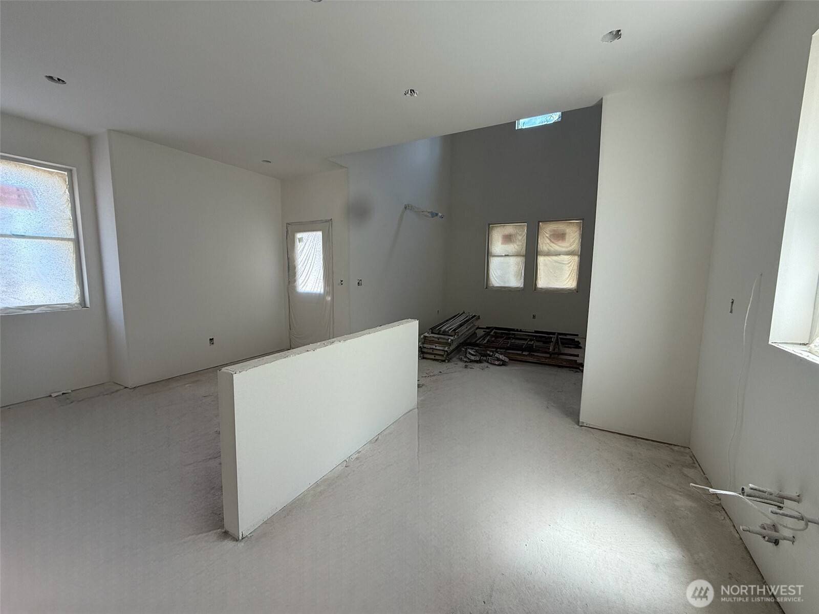 Ocean Shores, WA 98569,265 Oyhut Bay BLVD SW