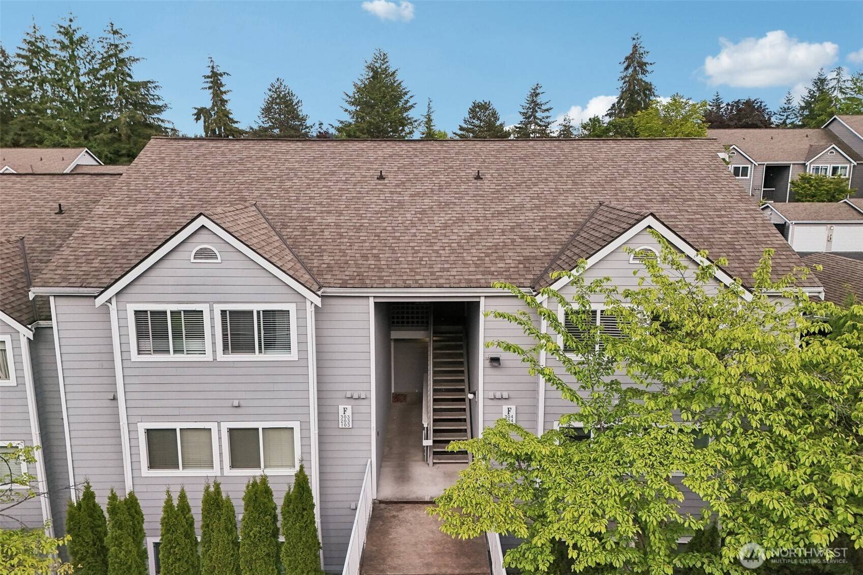 Kirkland, WA 98034,12530 109th CT NE #F304