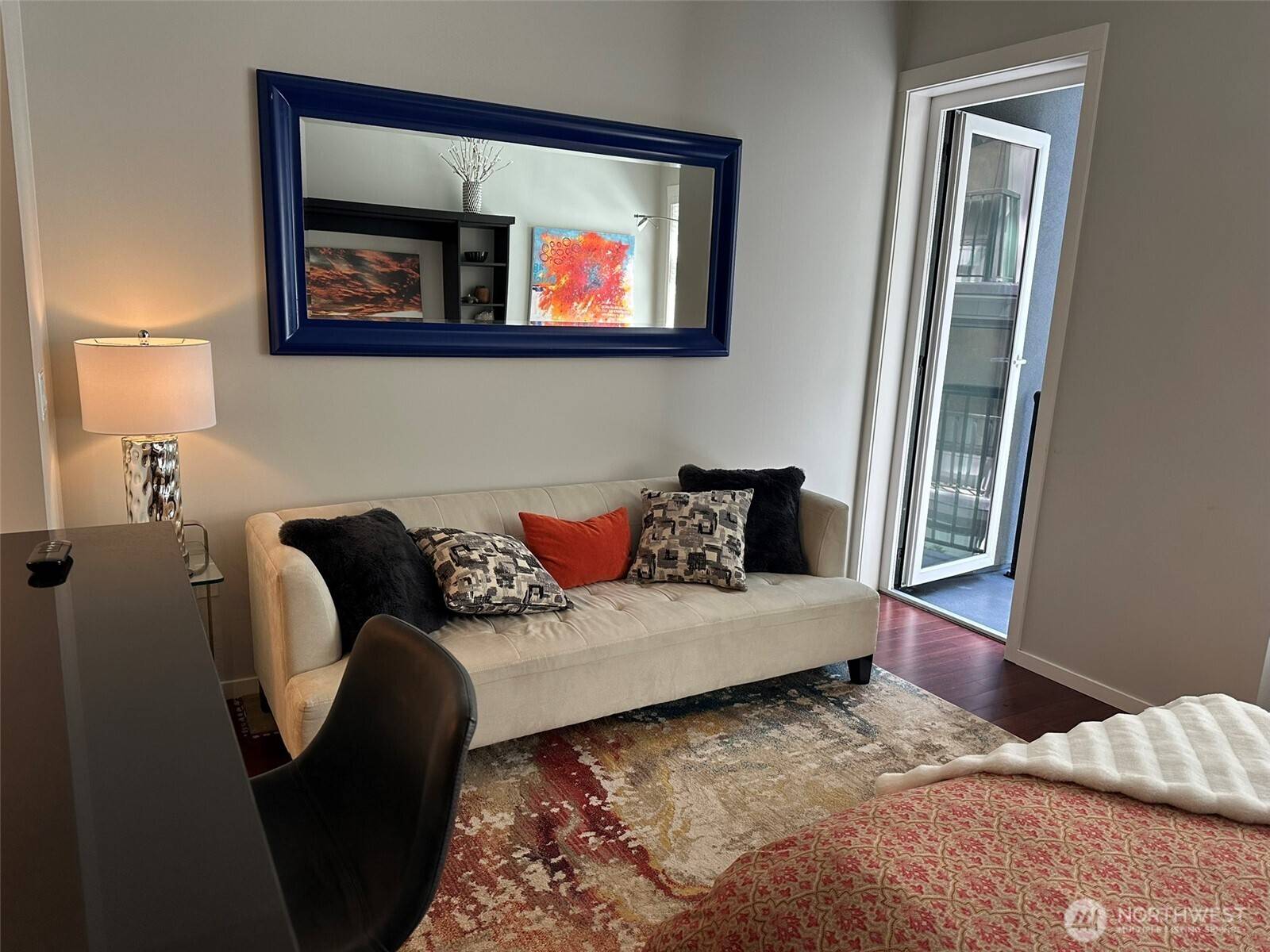 Seattle, WA 98121,2721 1st Avenue #103