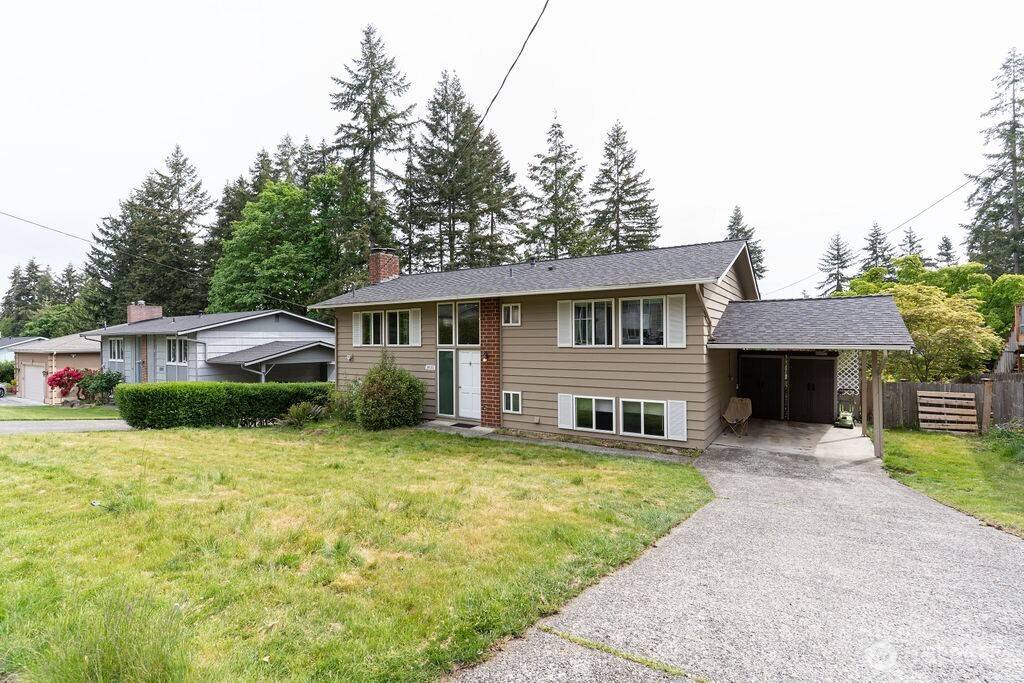 Bellevue, WA 98007,1410 150th AVE SE