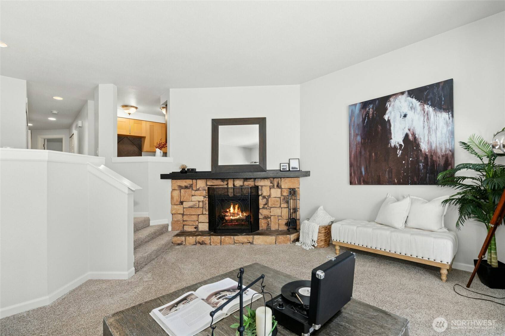 Kirkland, WA 98034,12044 96th AVE NE #211