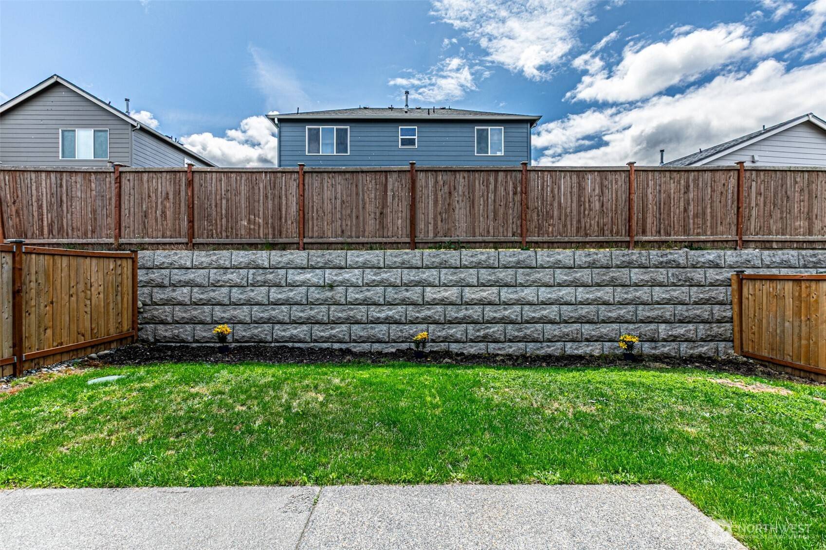 Puyallup, WA 98374,18318 Alpine WAY E
