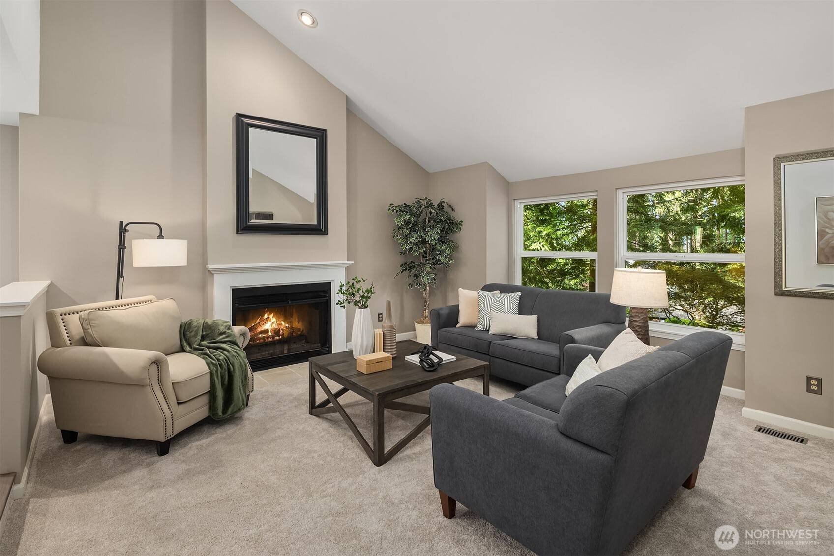 Issaquah, WA 98027,1020 Greenwood BLVD SW