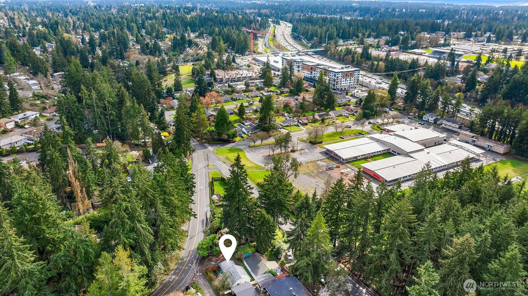 Shoreline, WA 98155,19046 10th AVE NE #B