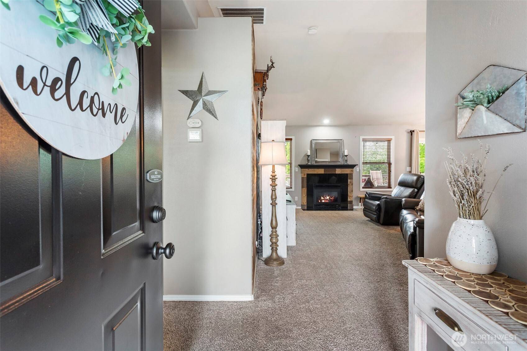 Snohomish, WA 98290,719 21st PL