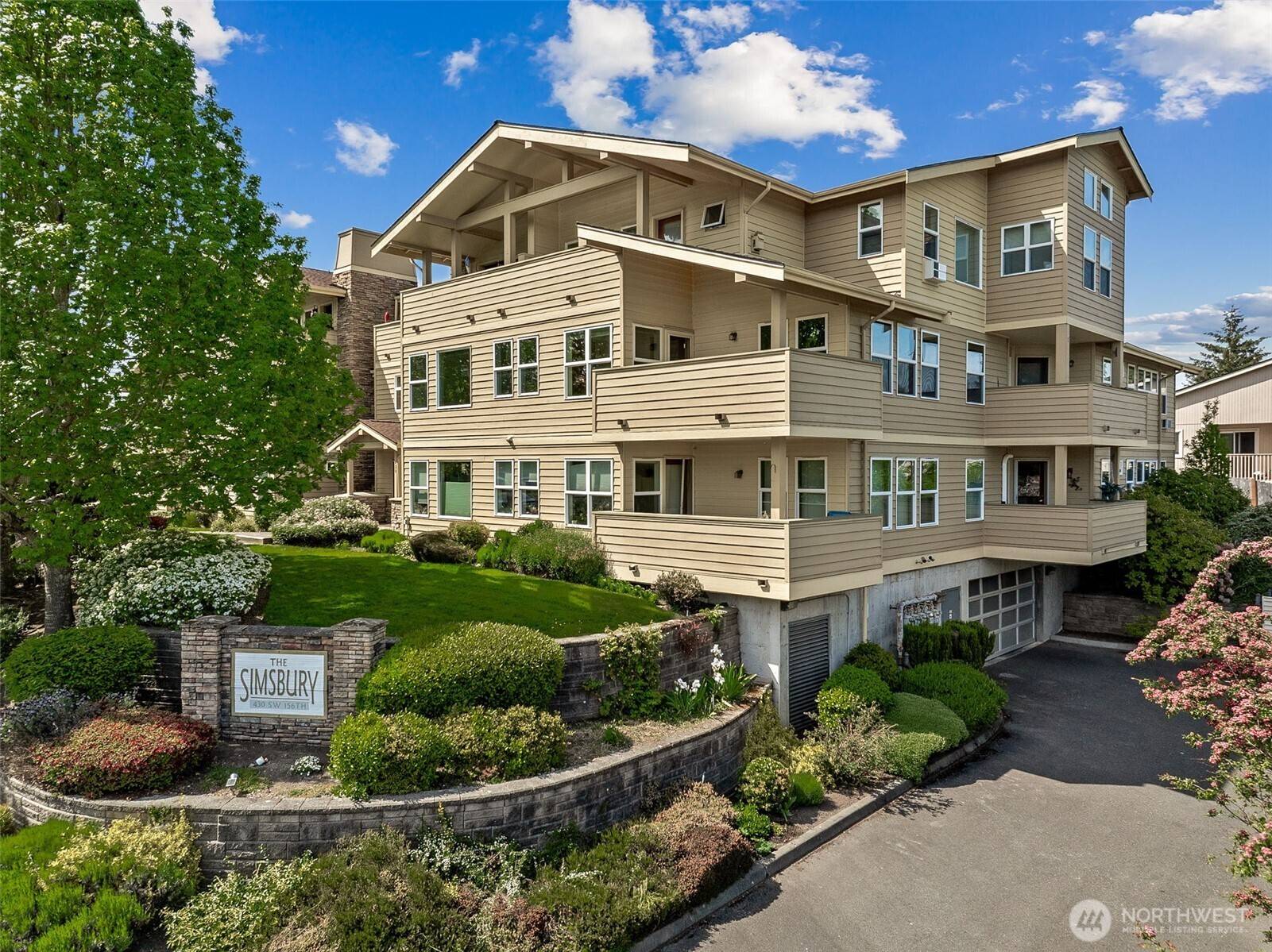 Burien, WA 98166,430 SW 156th ST #204