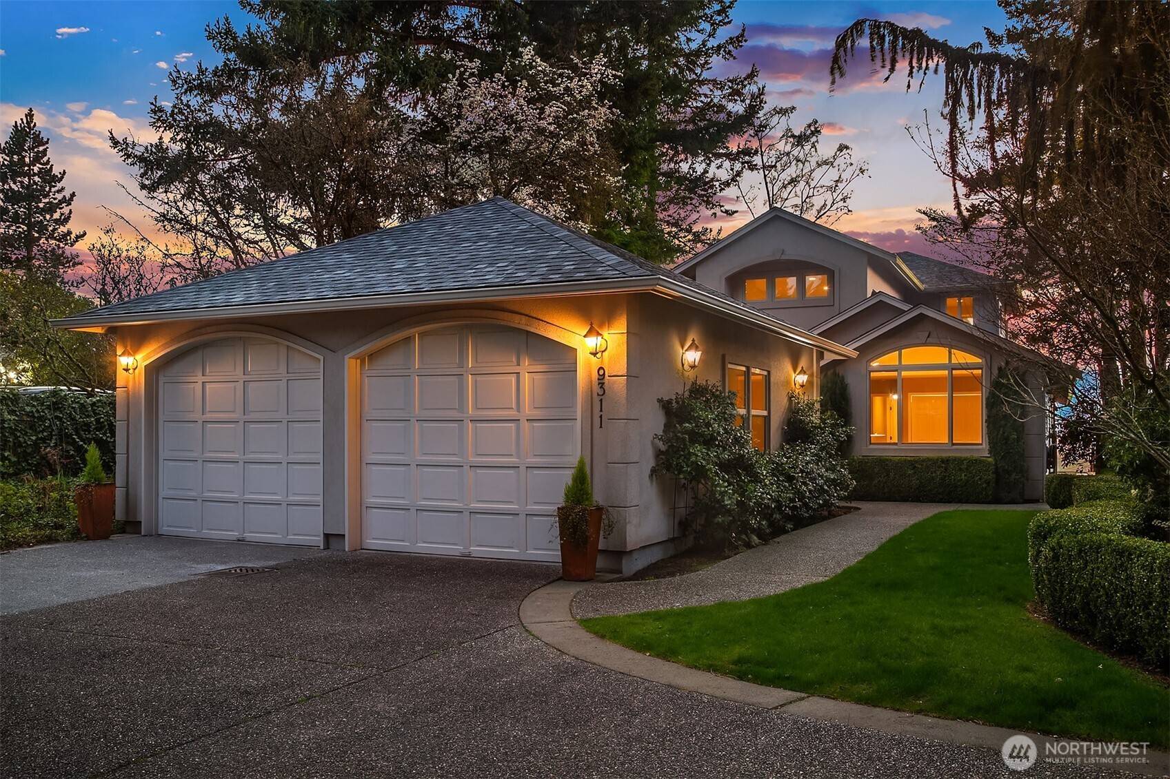 Edmonds, WA 98020,9311 Olympic View DR
