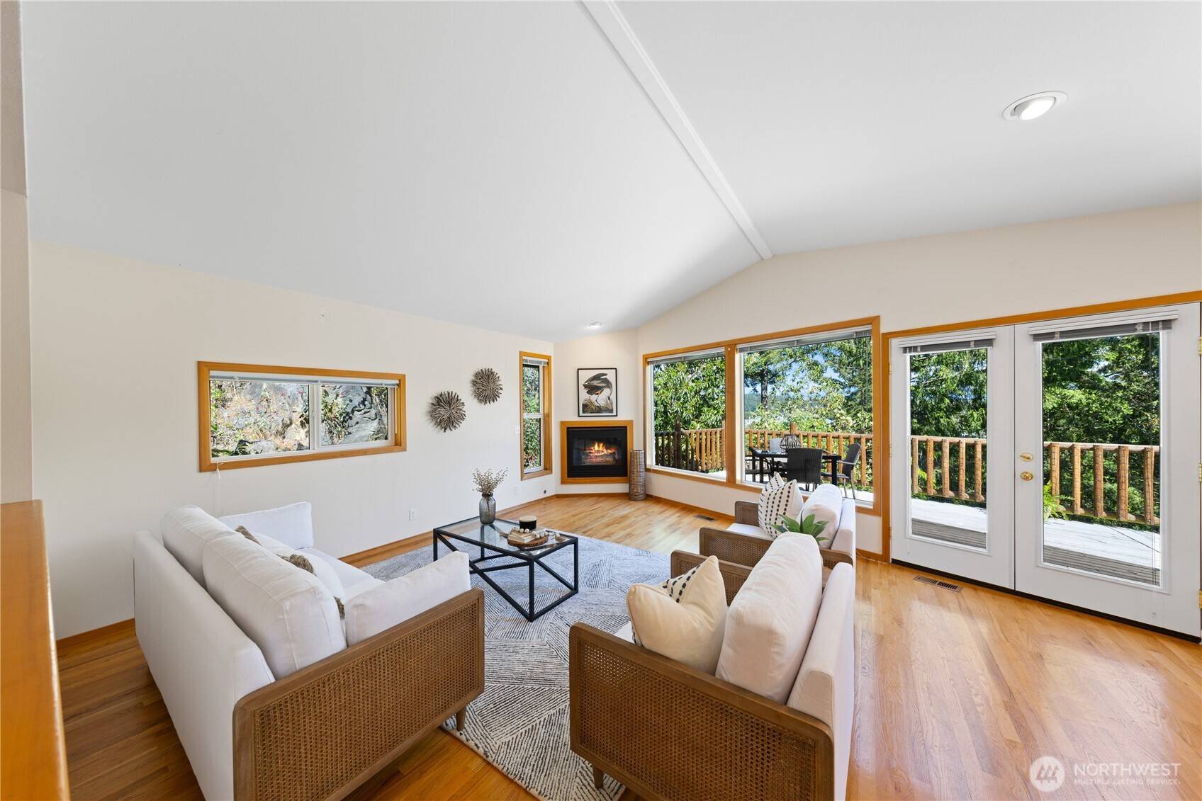 La Conner, WA 98257,478 Colville PL