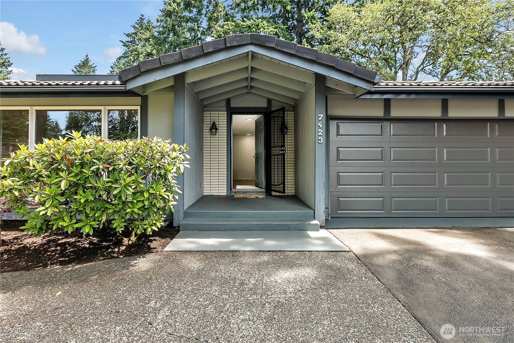 Lakewood, WA 98498,7423 Onyx DR SW