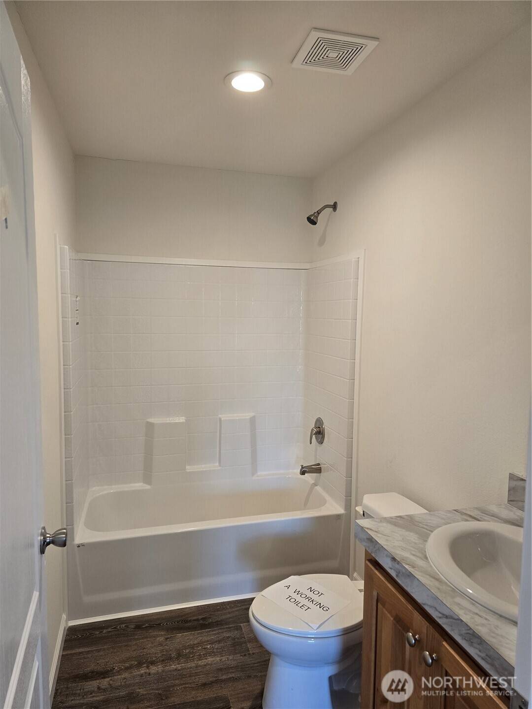 Olympia, WA 98512,2748 Bona Vista DR SW