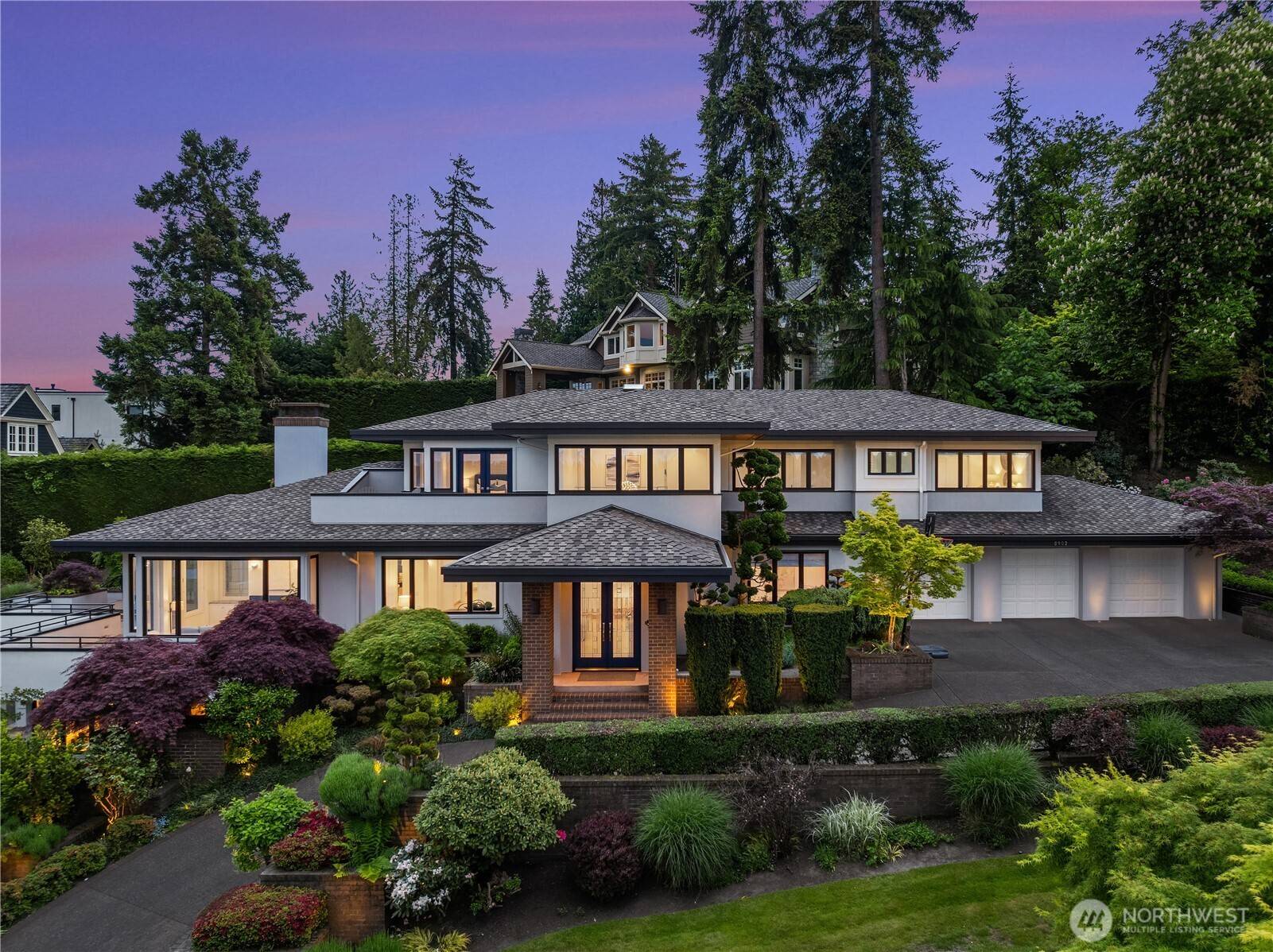 Mercer Island, WA 98040,8902 N Mercer WAY