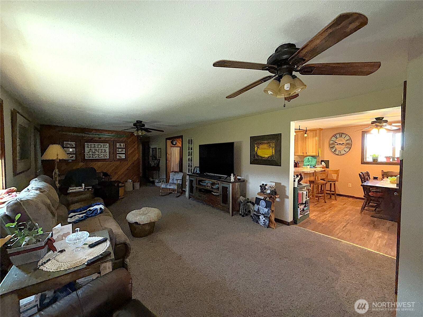 Malo, WA 99150,17643 Highway 21 N