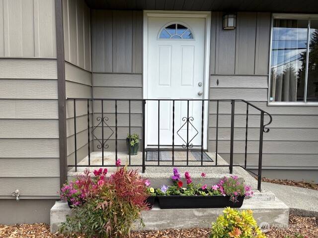 Seattle, WA 98146,10644 19th AVE SW