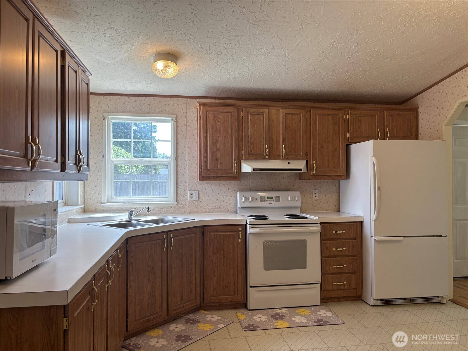 Tacoma, WA 98404,7519 18th Avenue Ct E