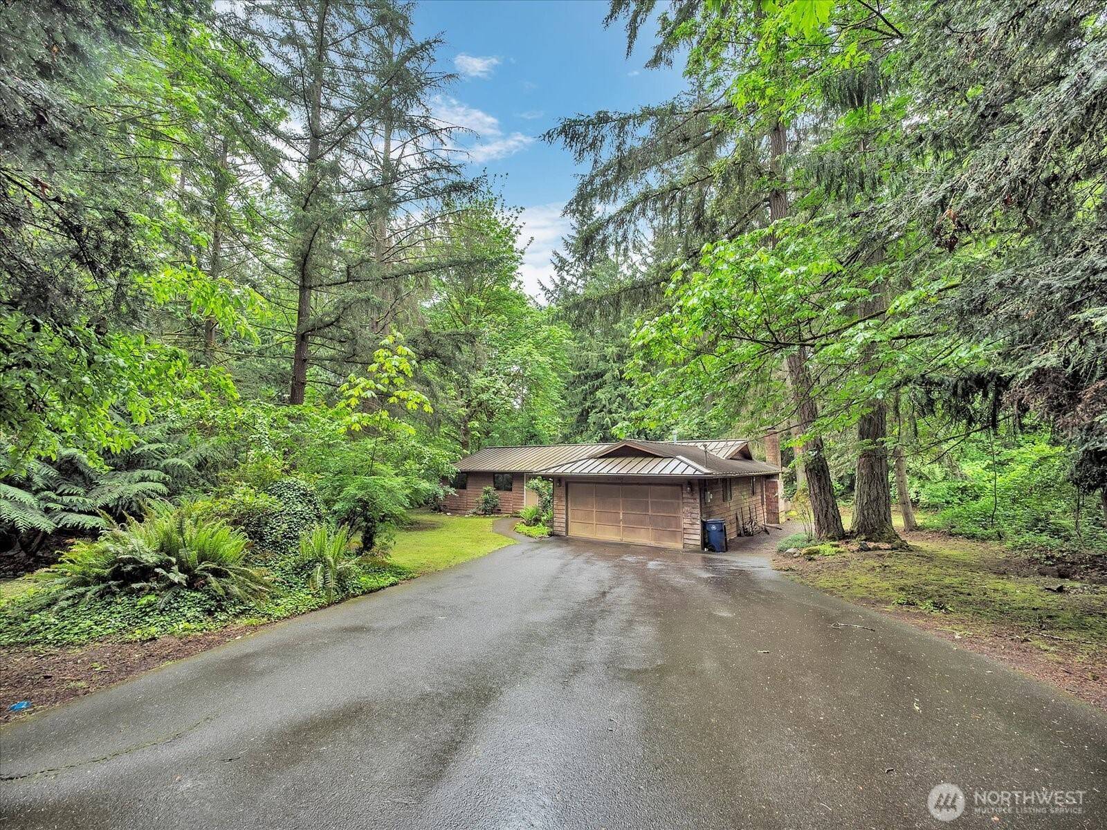 Woodinville, WA 98077,15409 216th AVE NE
