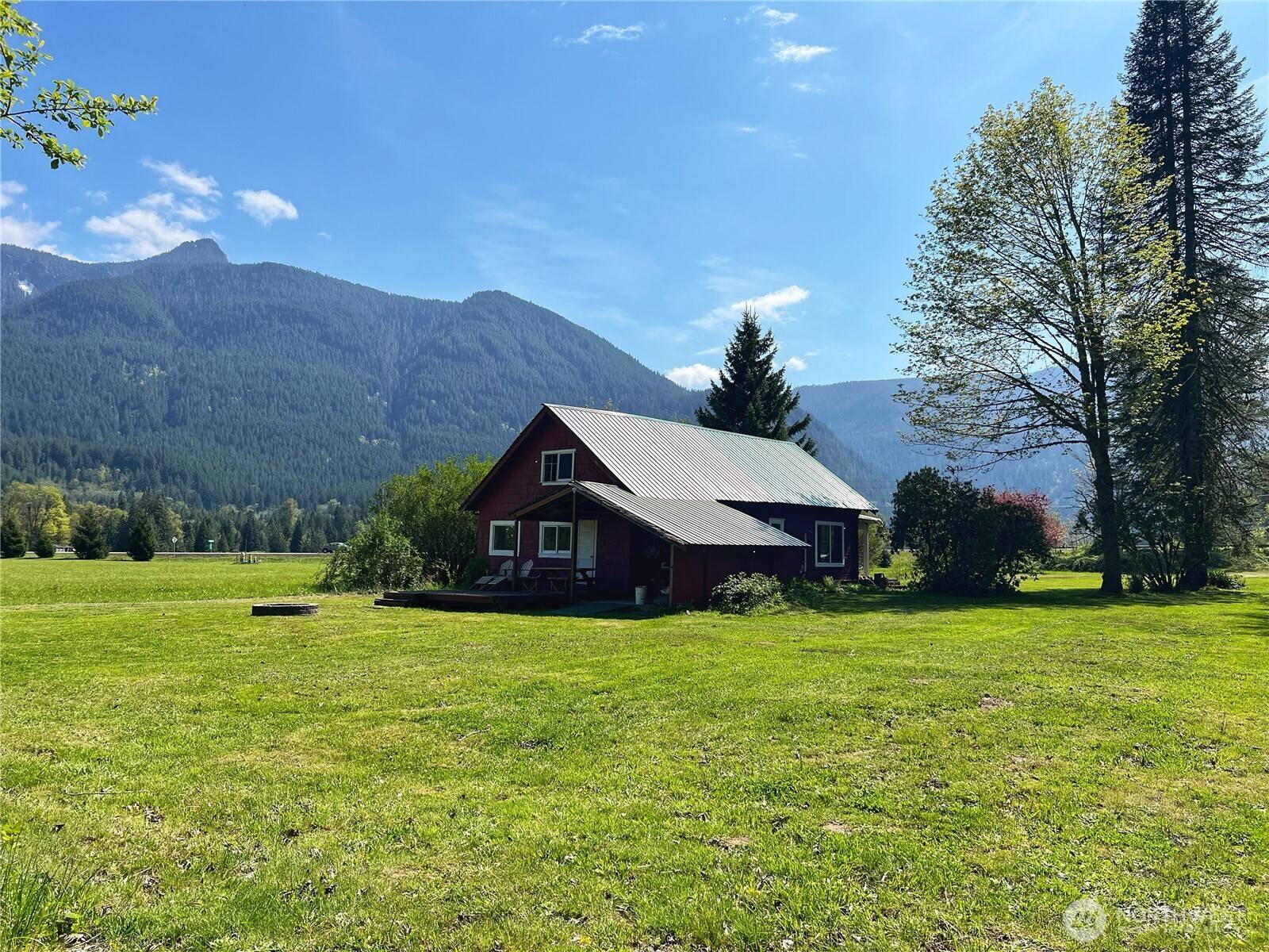 Randle, WA 98377,11377 US Hwy 12