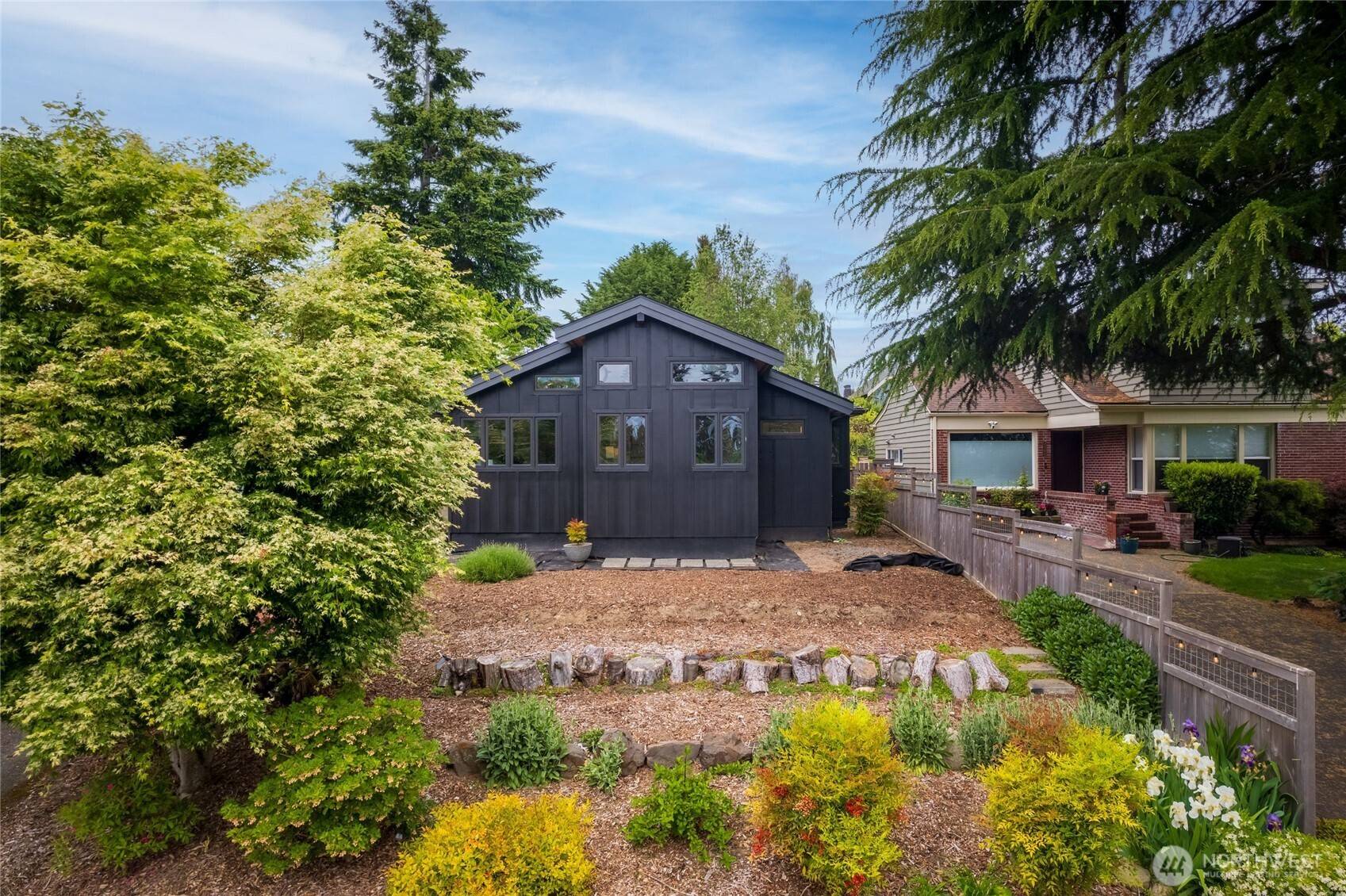 Seattle, WA 98146,3550 SW 110th ST