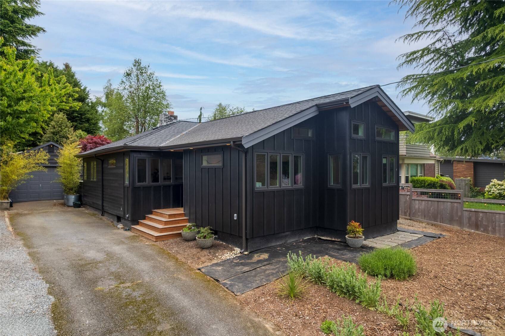Seattle, WA 98146,3550 SW 110th ST