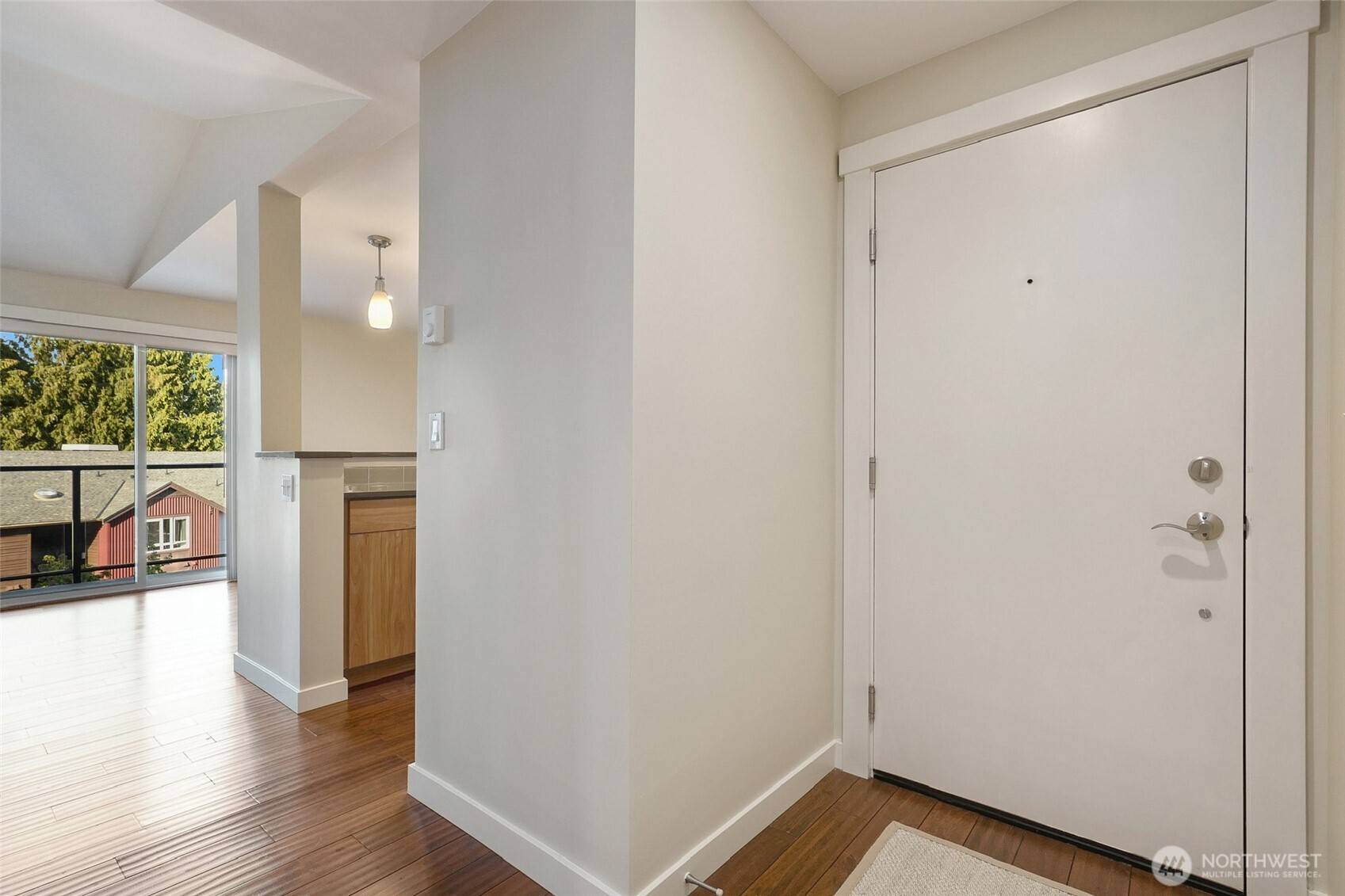 Redmond, WA 98052,15132 NE 82nd ST #301