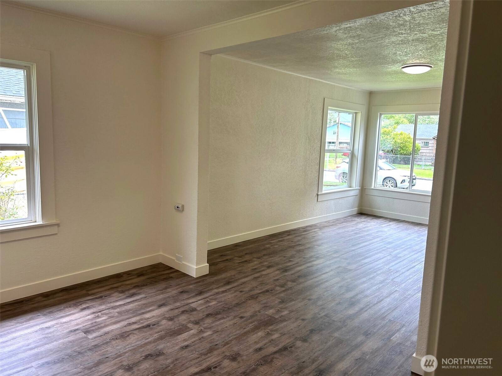 Longview, WA 98632,965 8th