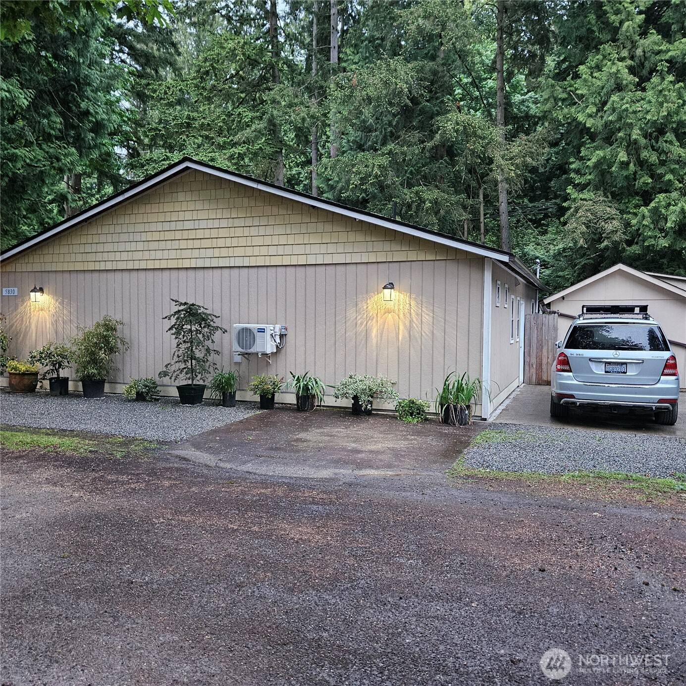 Kirkland, WA 98033,5830 115th PL NE