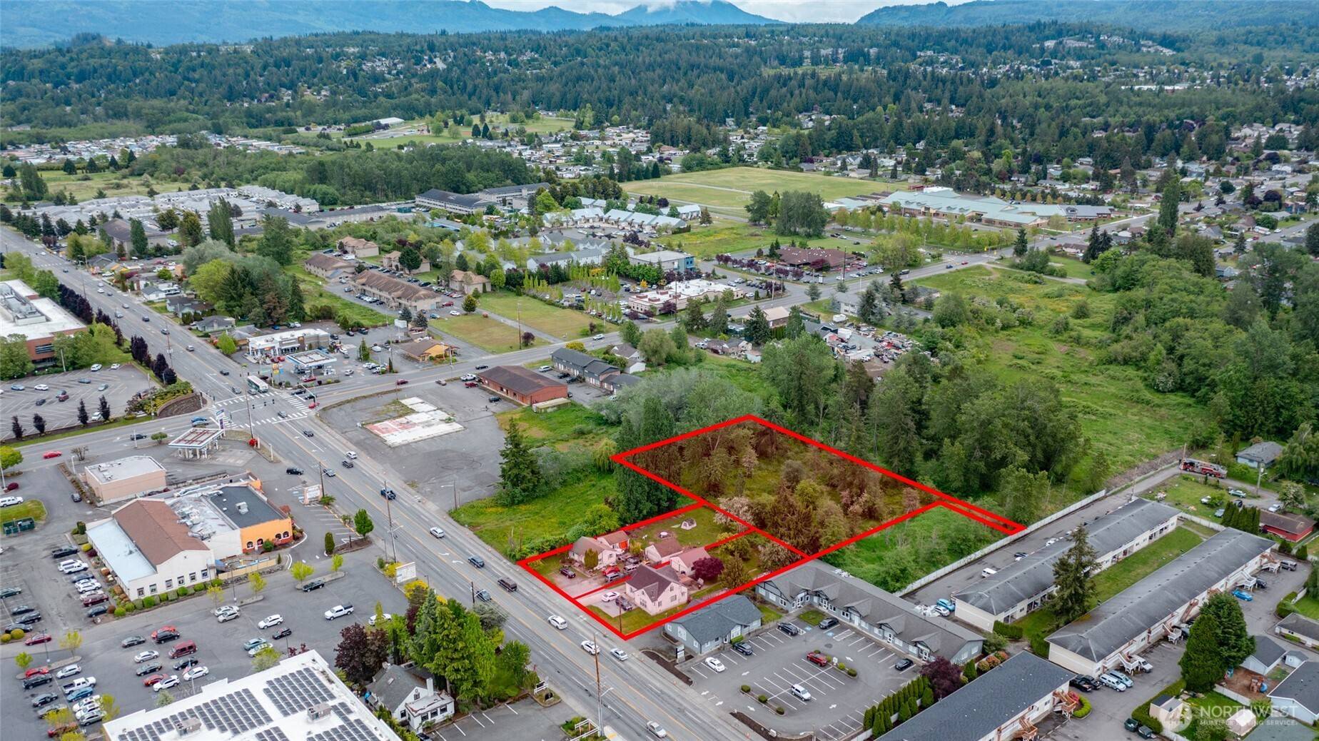 Mount Vernon, WA 98273,2008 E College WAY