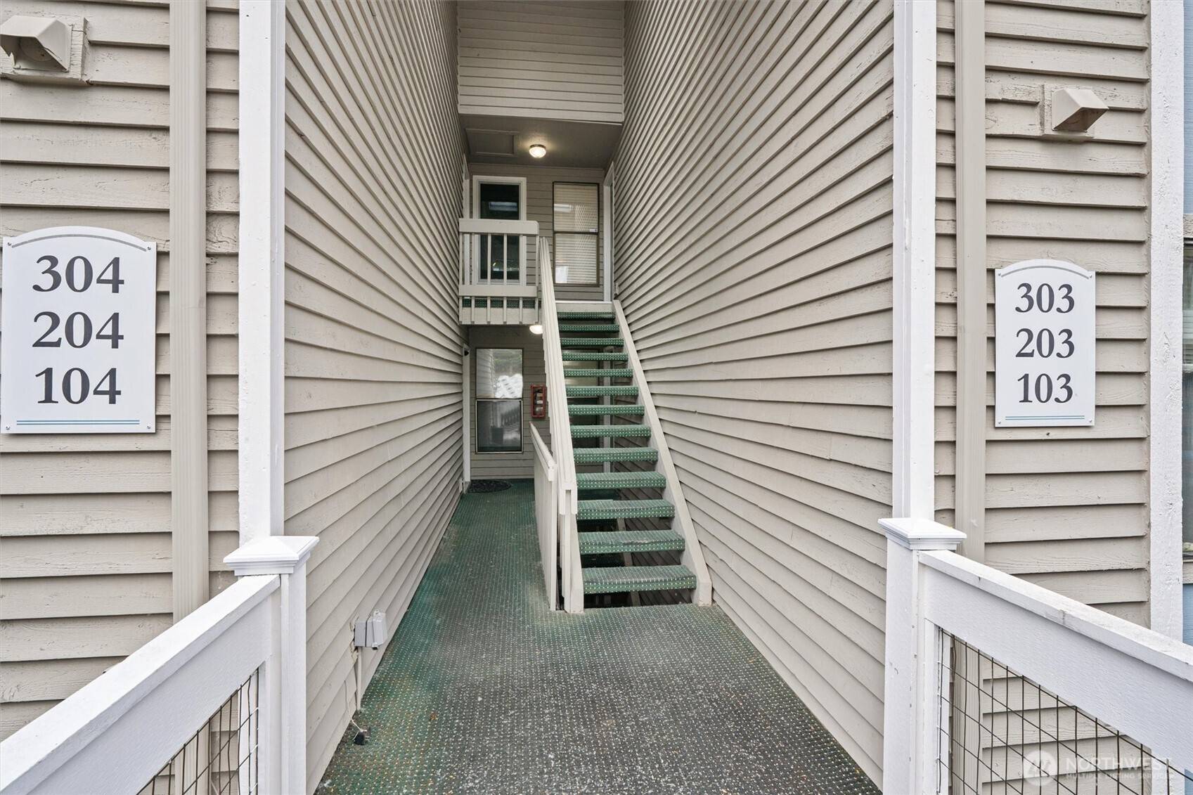 Auburn, WA 98092,31507 SE 106th PL #S303