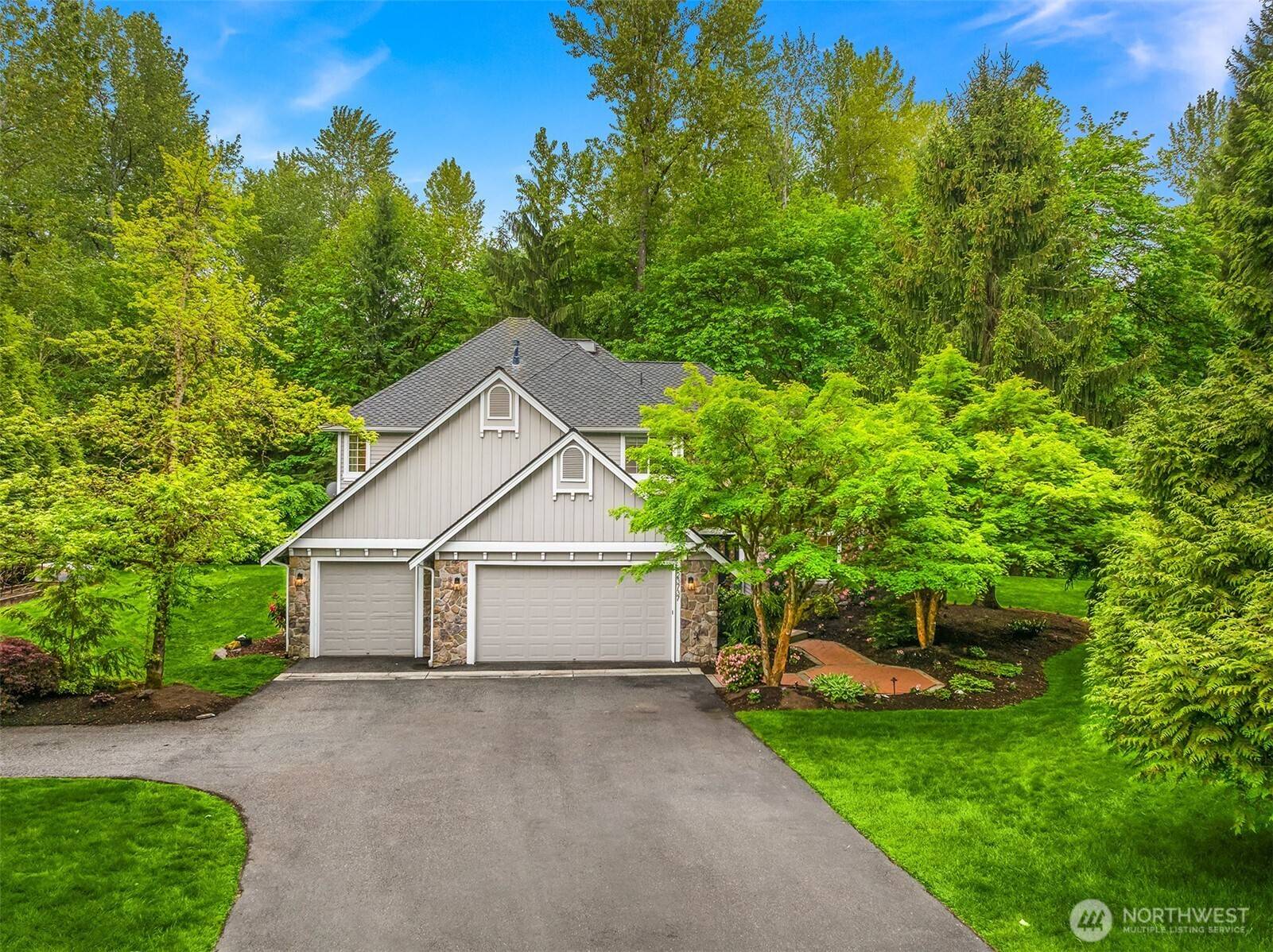 Woodinville, WA 98077,23737 NE 168th ST