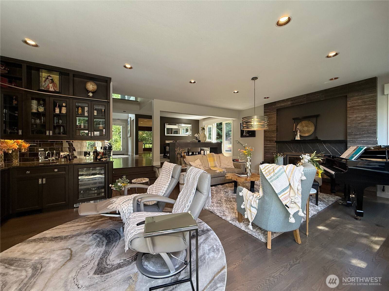 Kirkland, WA 98033,4415 102nd LN NE