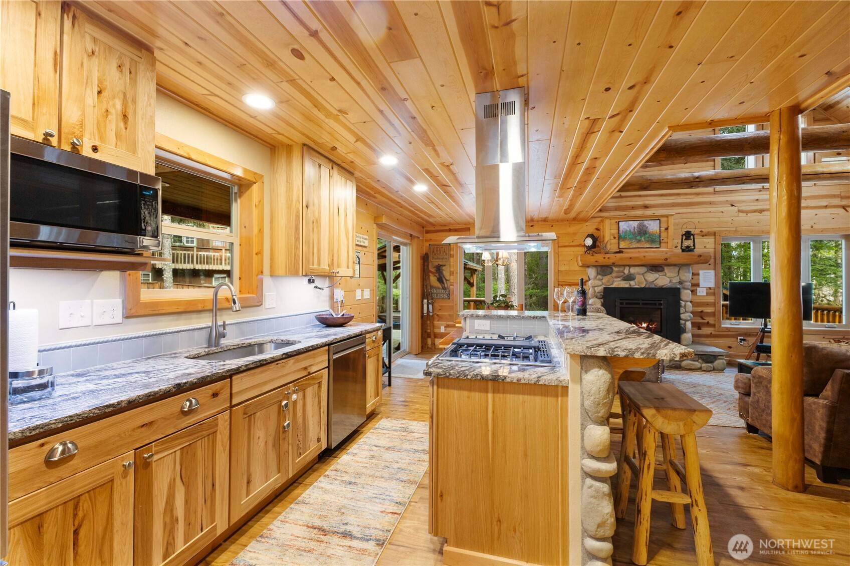 Greenwater, WA 98022,16006 Crystal LN E