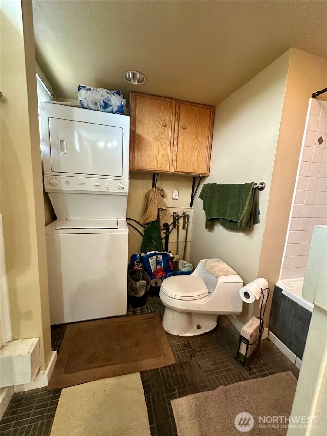 Tacoma, WA 98404,3581 E F ST
