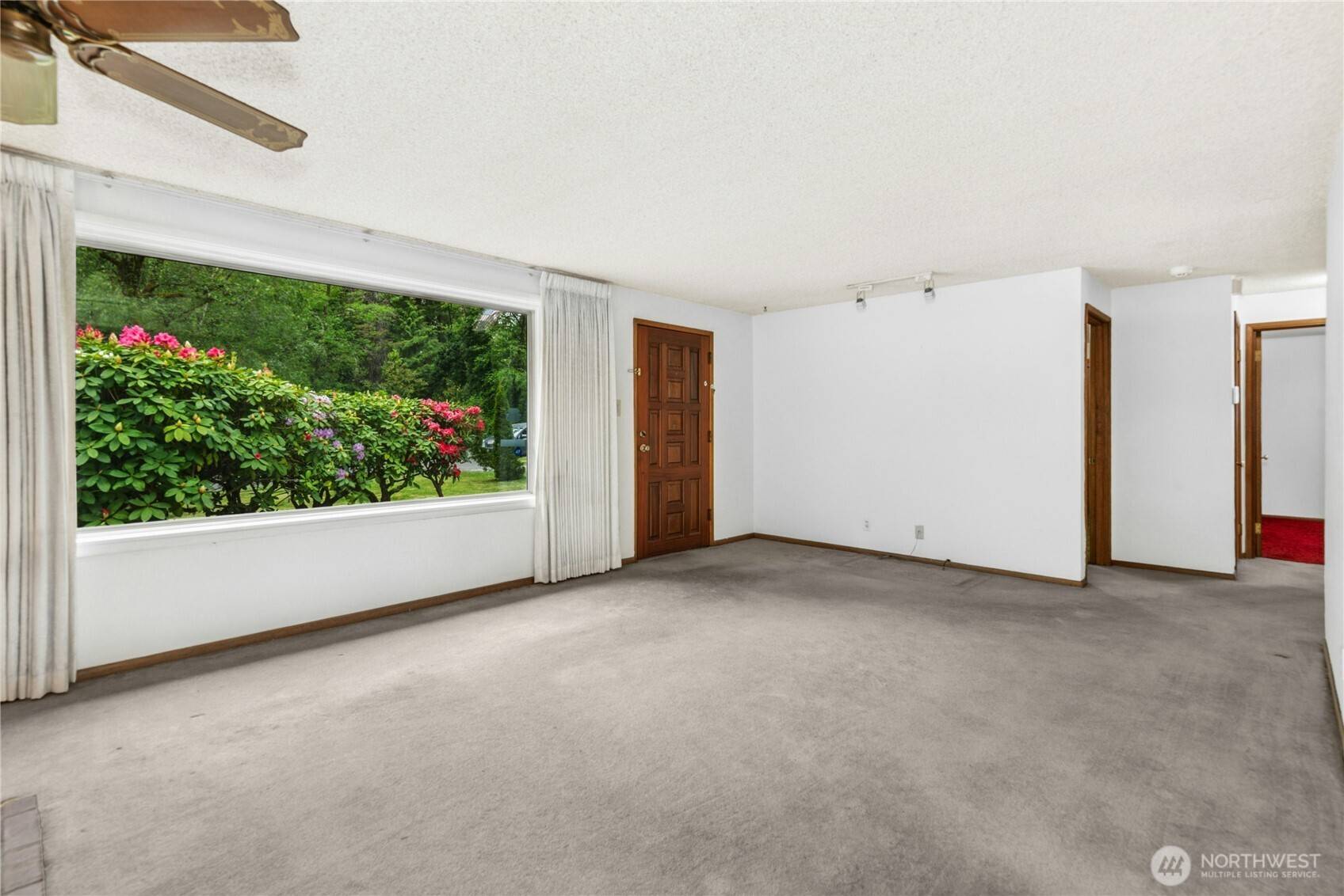 Shoreline, WA 98155,16512 18th AVE NE