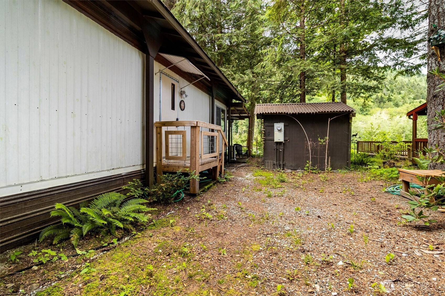 Concrete, WA 98237,14910 River LN