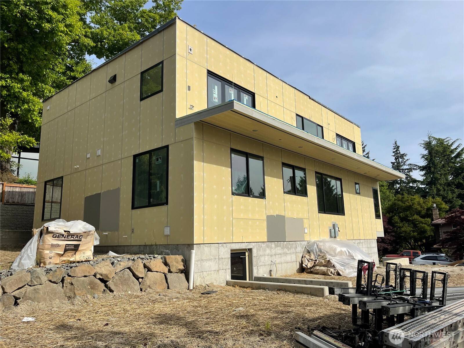 Mercer Island, WA 98040,6950 SE Maker ST