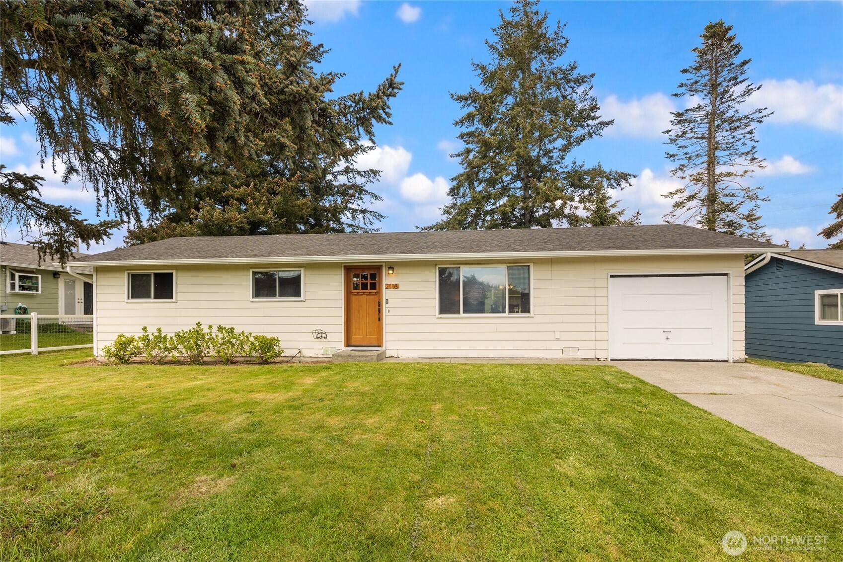 Anacortes, WA 98221,2118 33rd ST