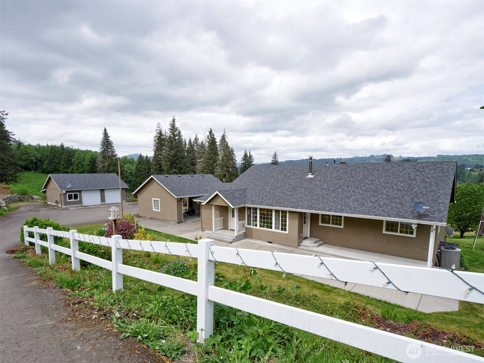 Amboy, WA 98601,13708 401st WAY