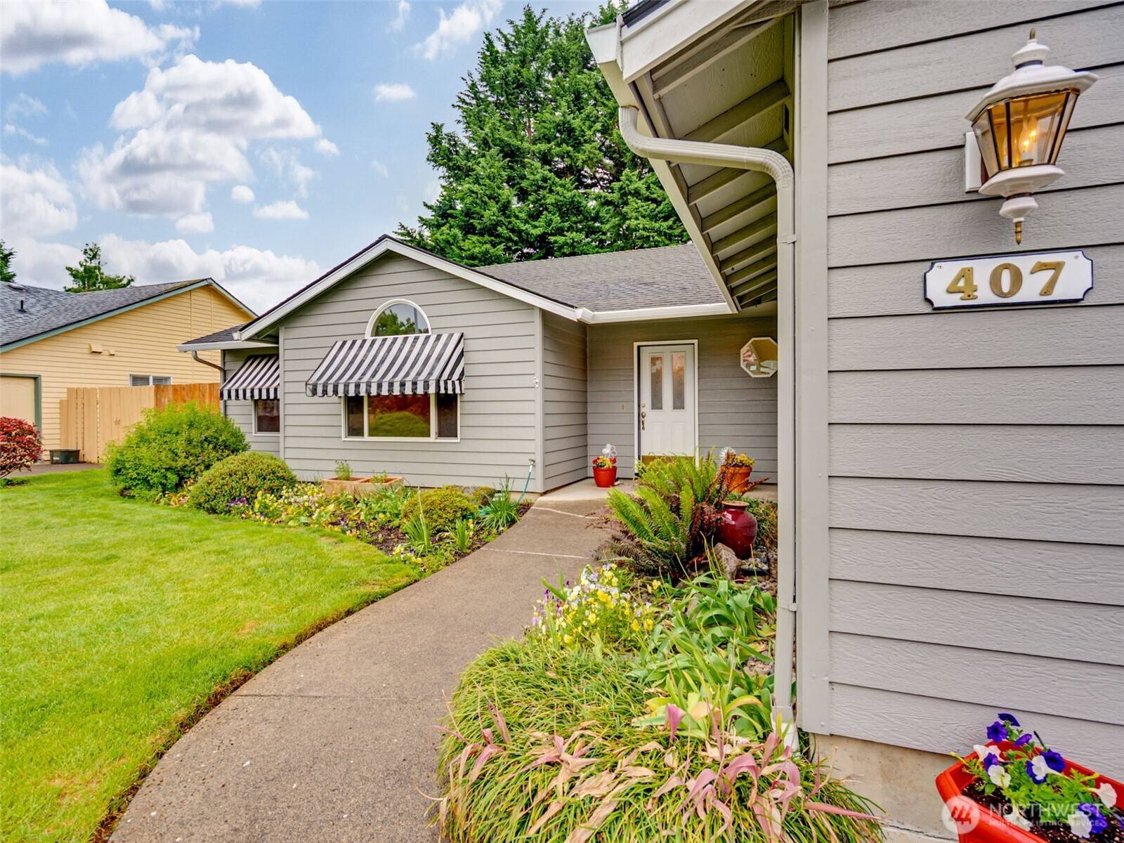 Vancouver, WA 98685,407 NE 136th WAY