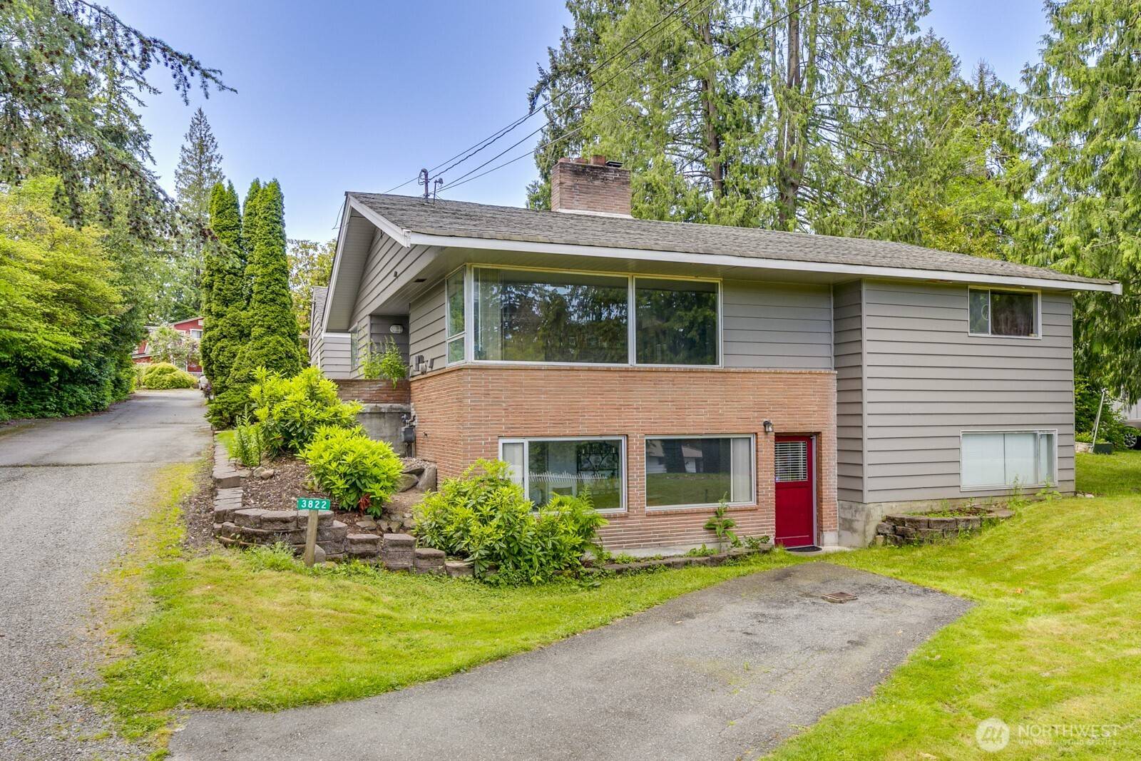 Lynnwood, WA 98087,3822 Shelby RD