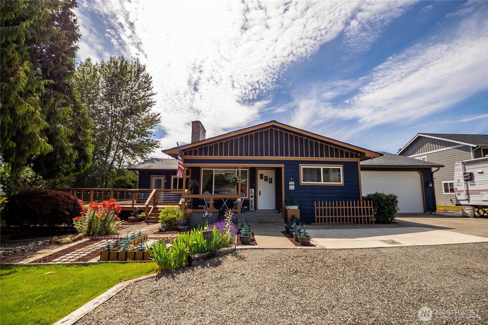 Blaine, WA 98230,241 9th ST