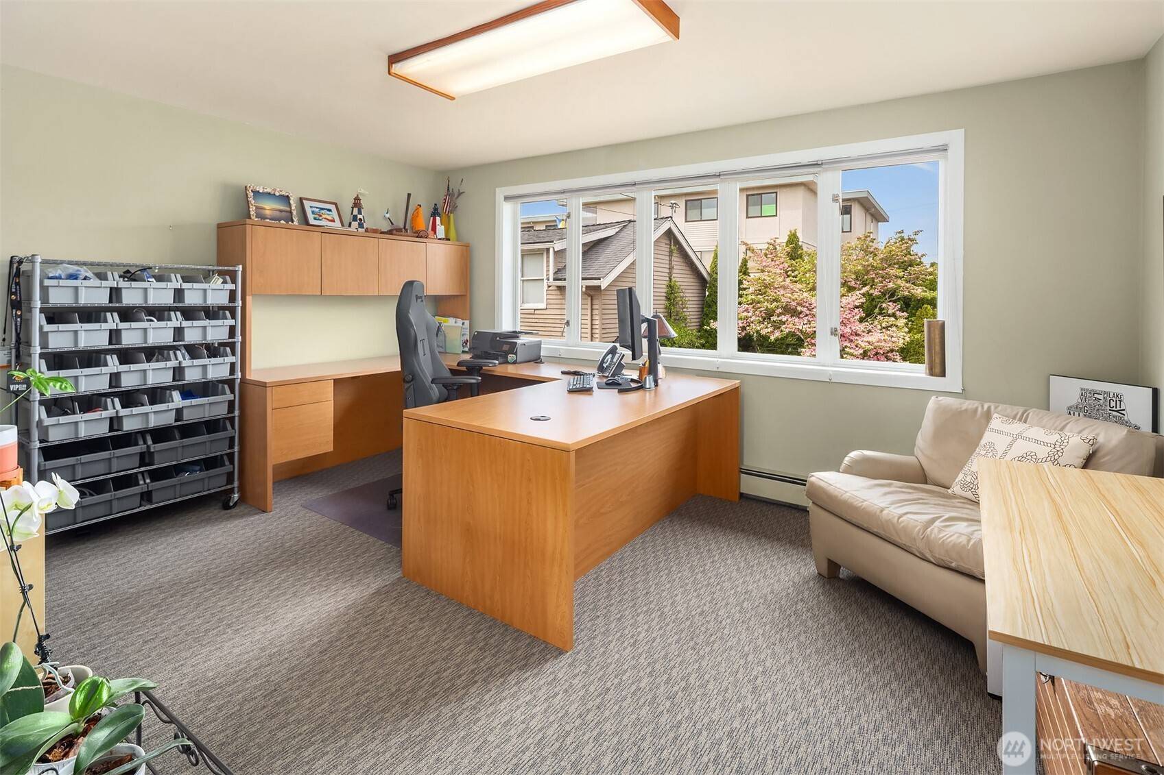 Edmonds, WA 98020,627 Dayton ST