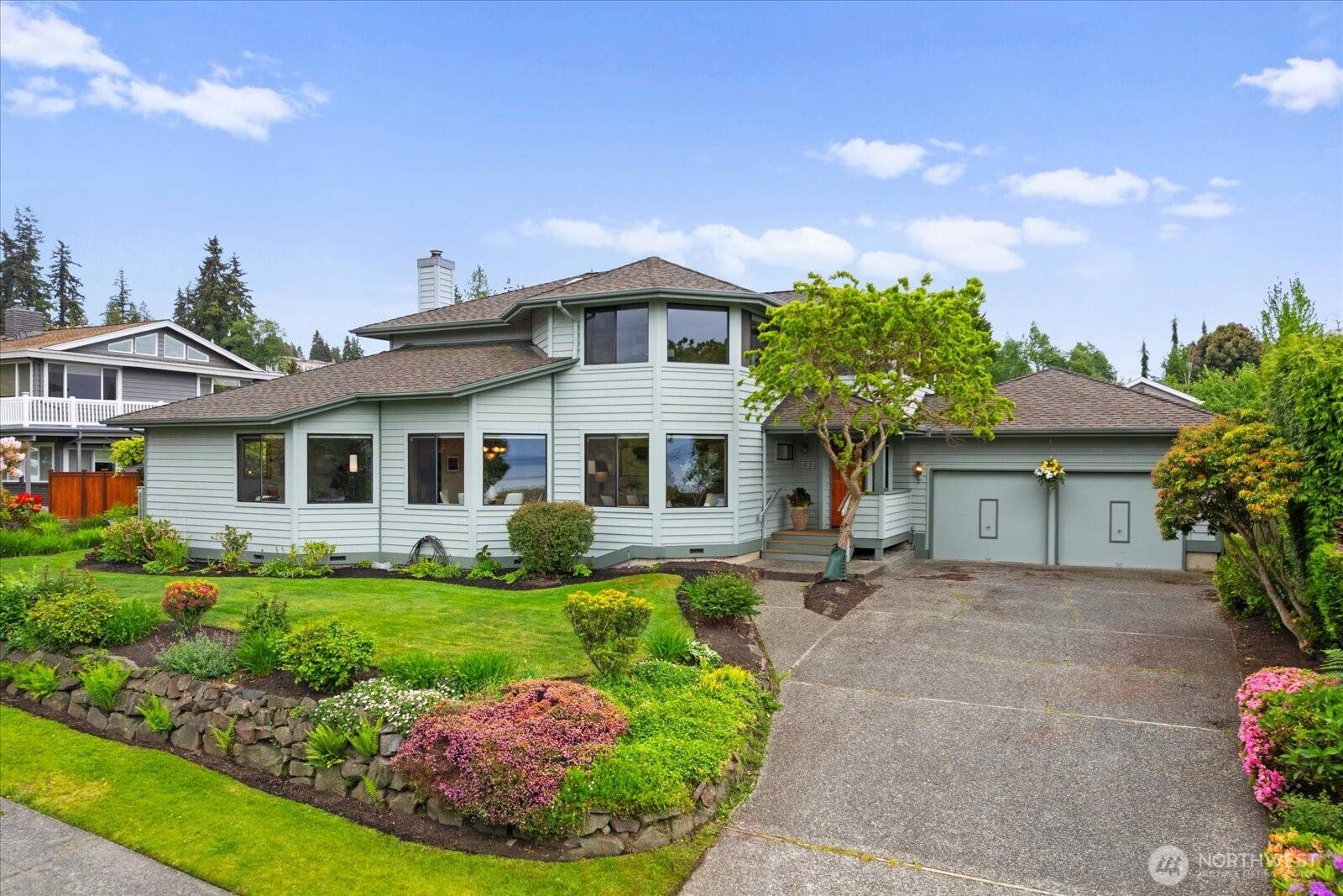 Edmonds, WA 98020,732 Cedar ST